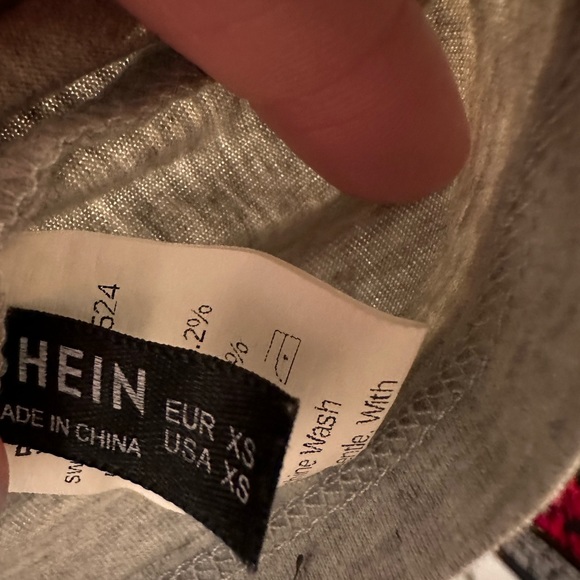 SHEIN Cropped Shirt - Picture 2 of 2